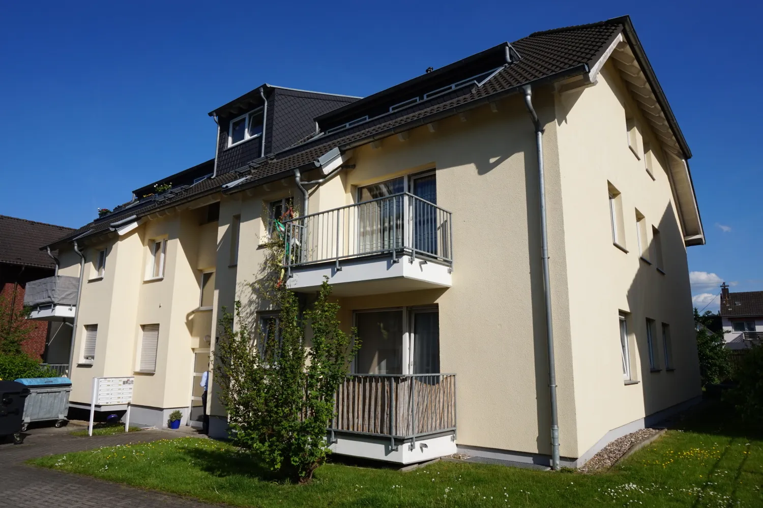2 room apartment with 42 m² in Bonn – Photo 1