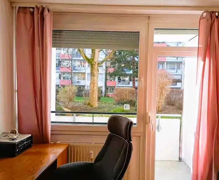 18 Zimmer Wohnung mit 145 m² in Freiburg im Breisgau – Bild 10
