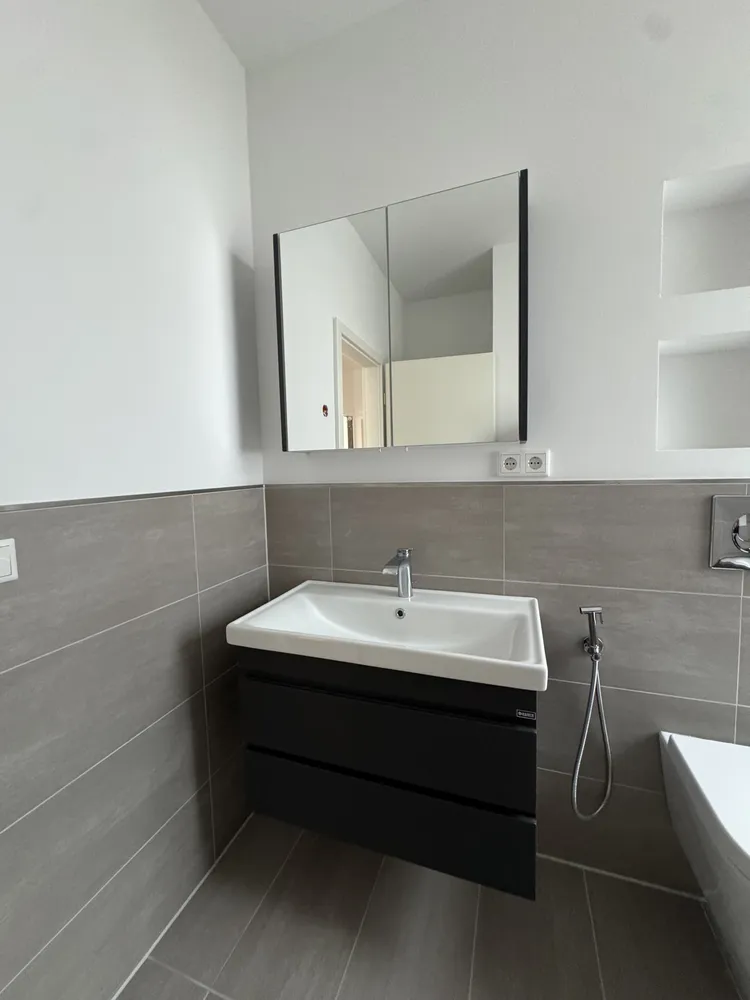 5 Zimmer Wohnung mit 100 m² in Berlin – Bild 5