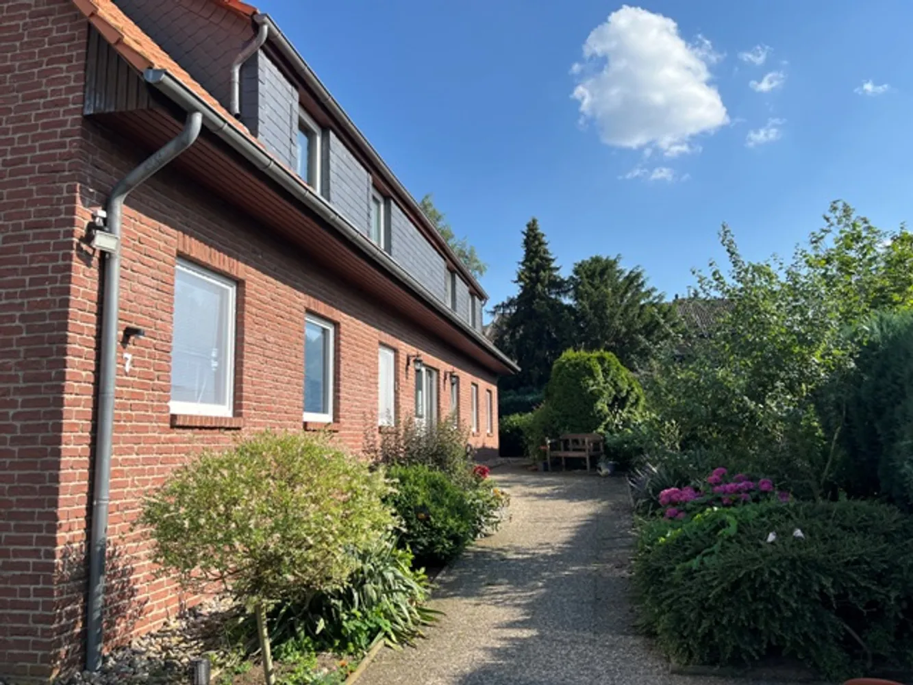 4 Zimmer Wohnung mit 94 m² in Wolfenbüttel – Bild 2