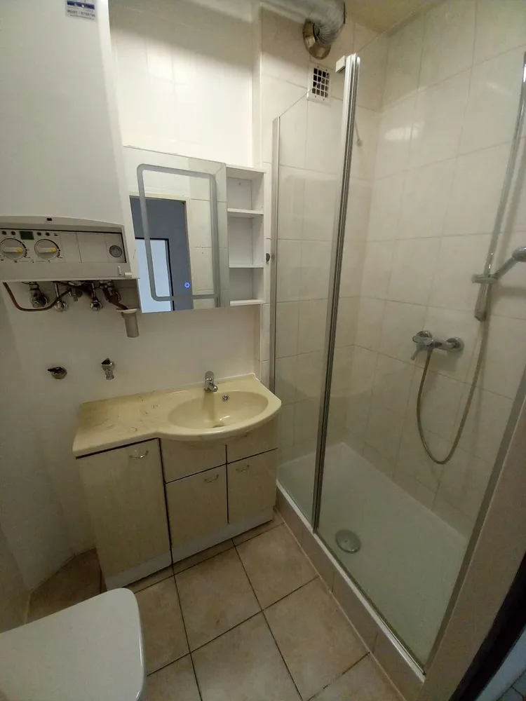 3 Zimmer Wohnung mit 70 m² in Hof – Bild 2