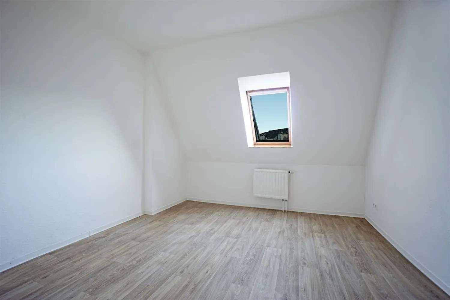4 Zimmer Wohnung mit 75 m² in Chemnitz – Bild 7