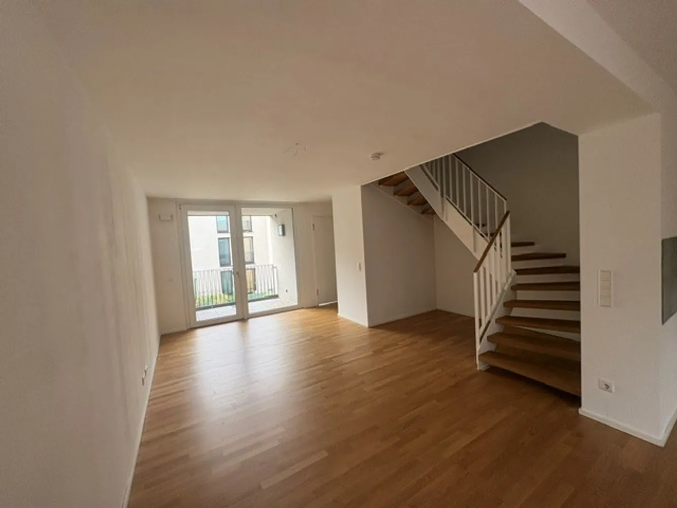 2 Zimmer Wohnung mit 75 m² in Köln – Bild 1