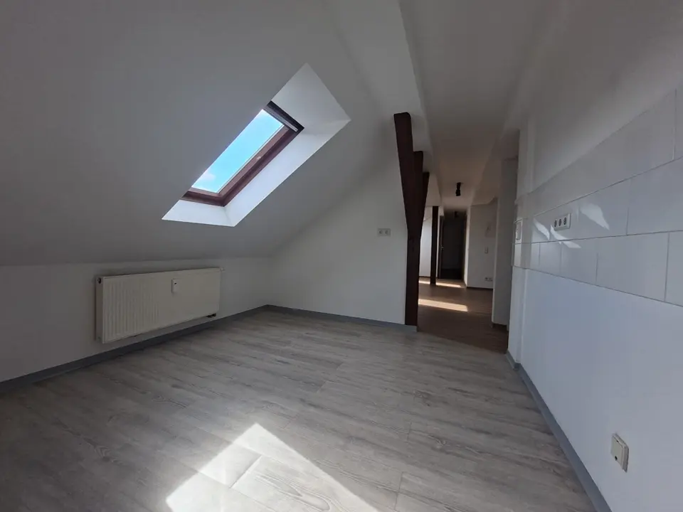 4 Zimmer Wohnung mit 89 m² in Dresden – Bild 9