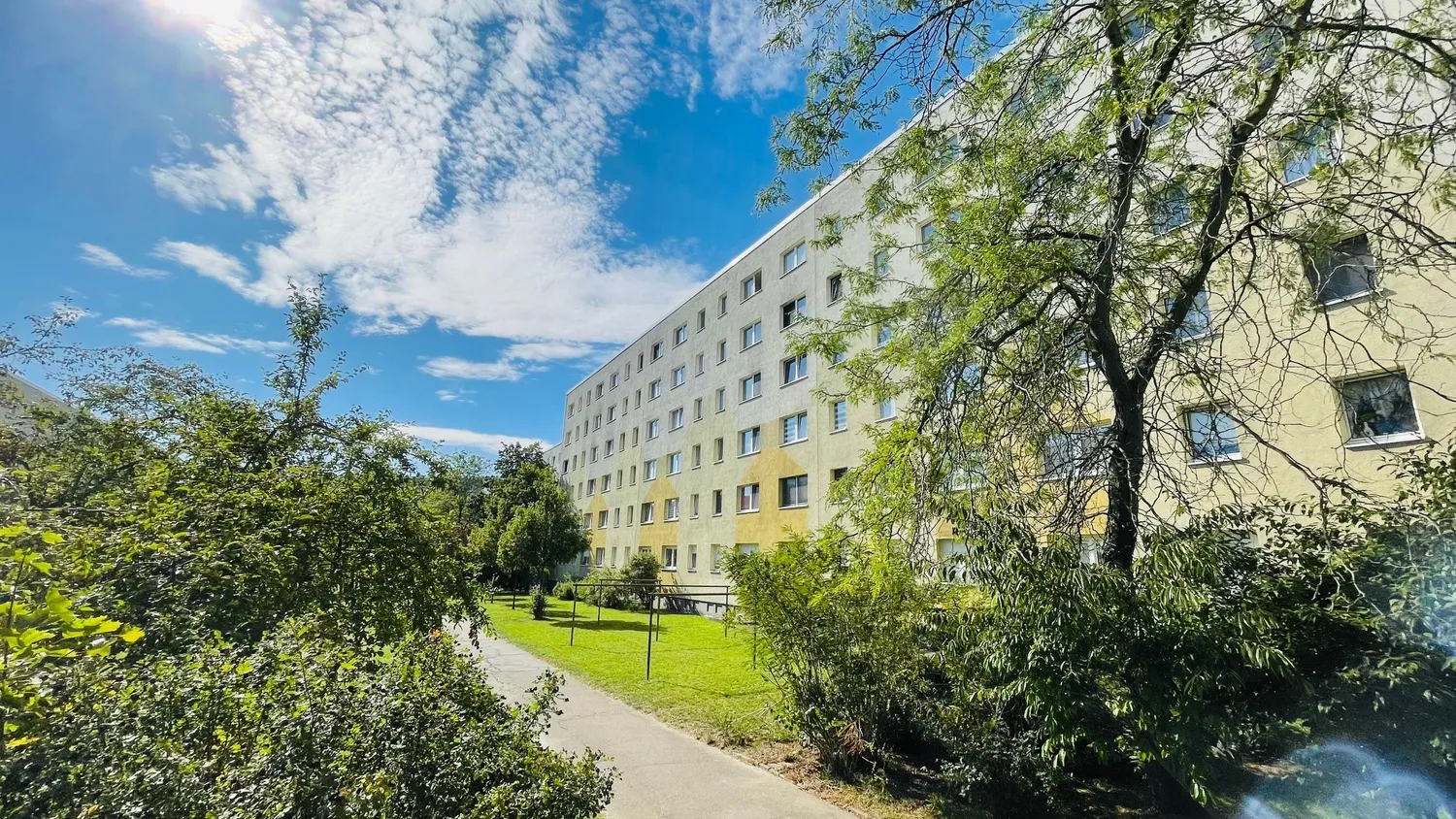 2 Zimmer Wohnung mit 40 m² in Halle (Saale) – Bild 1