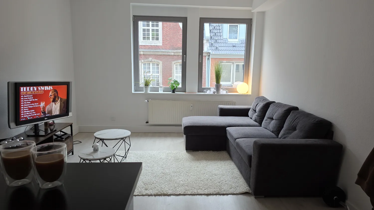 2 Zimmer Wohnung mit 68 m² in Düsseldorf – Bild 1