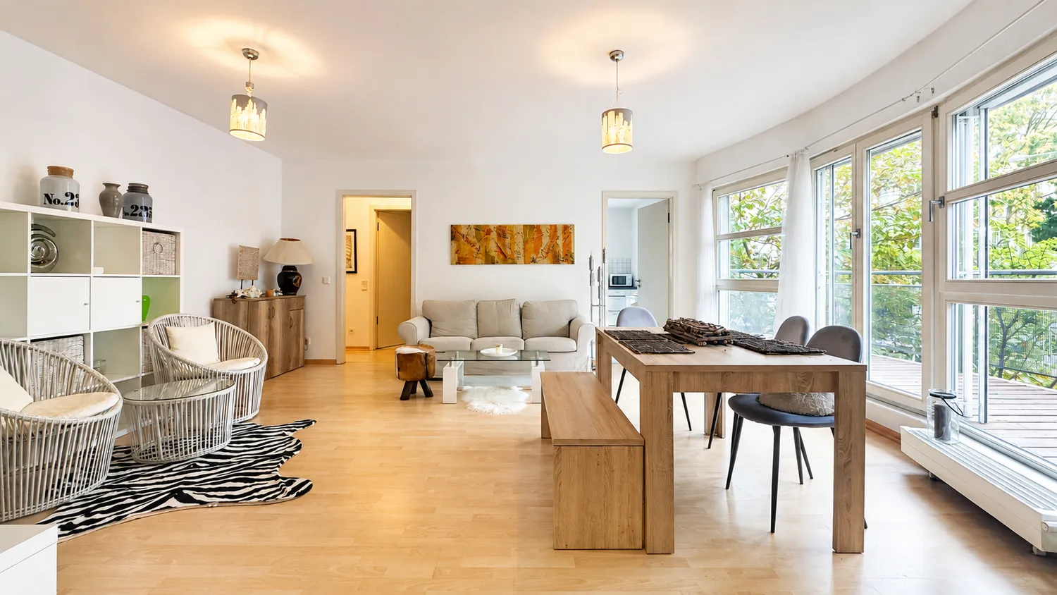 3 Zimmer Wohnung mit 93 m² in Frankfurt am Main – Bild 1