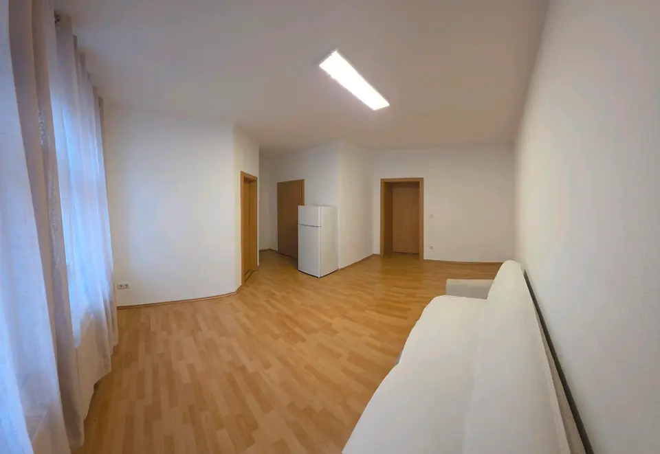 2 Zimmer Wohnung mit 52 m² in Halle (Saale) – Bild 1