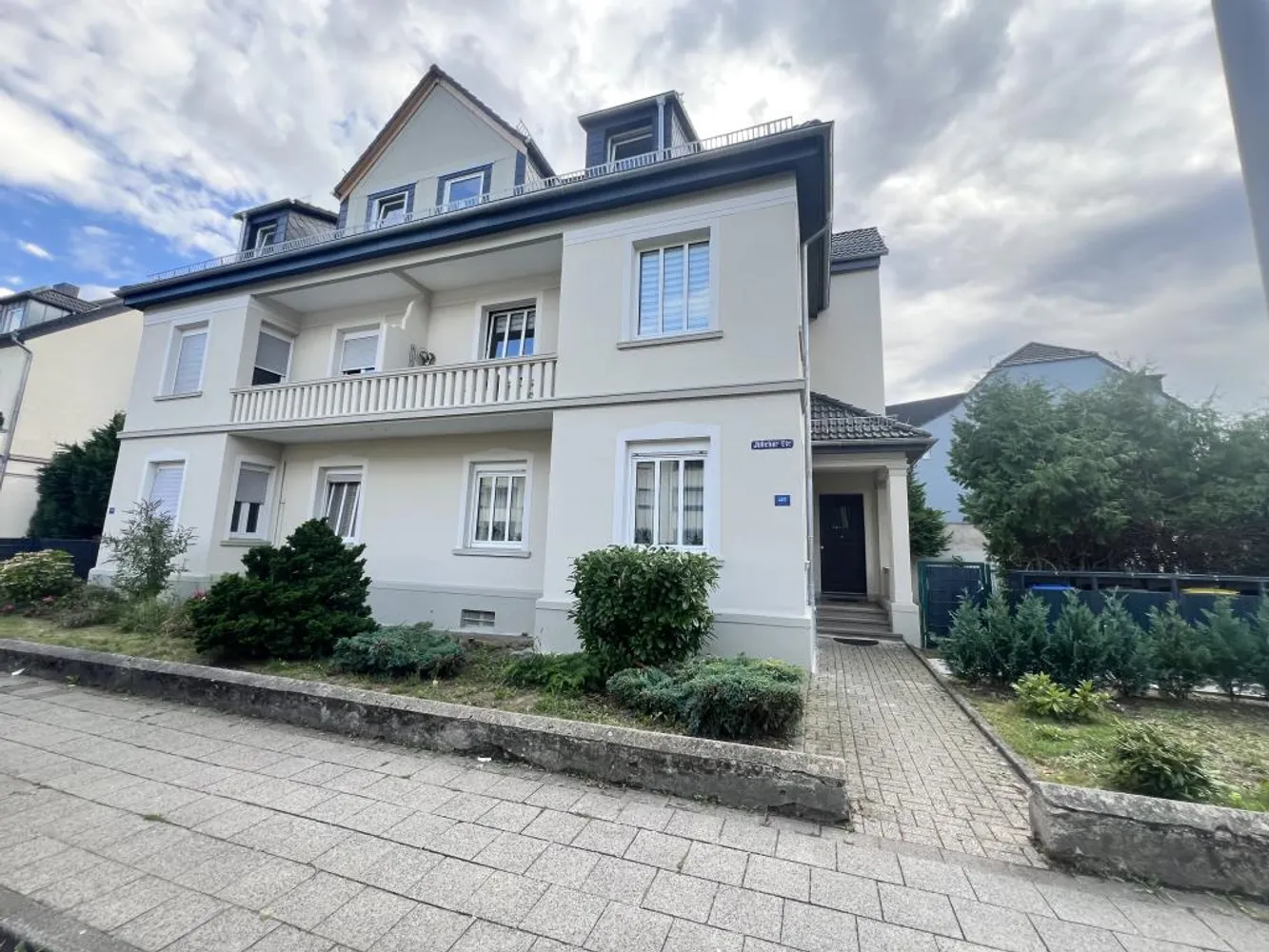2 Zimmer Wohnung mit 64 m² in Mönchengladbach – Bild 2