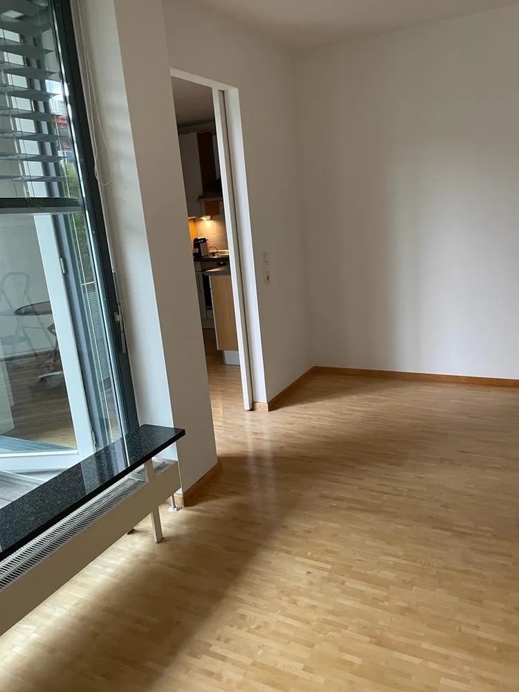 2 Zimmer Wohnung mit 76 m² in München – Bild 8
