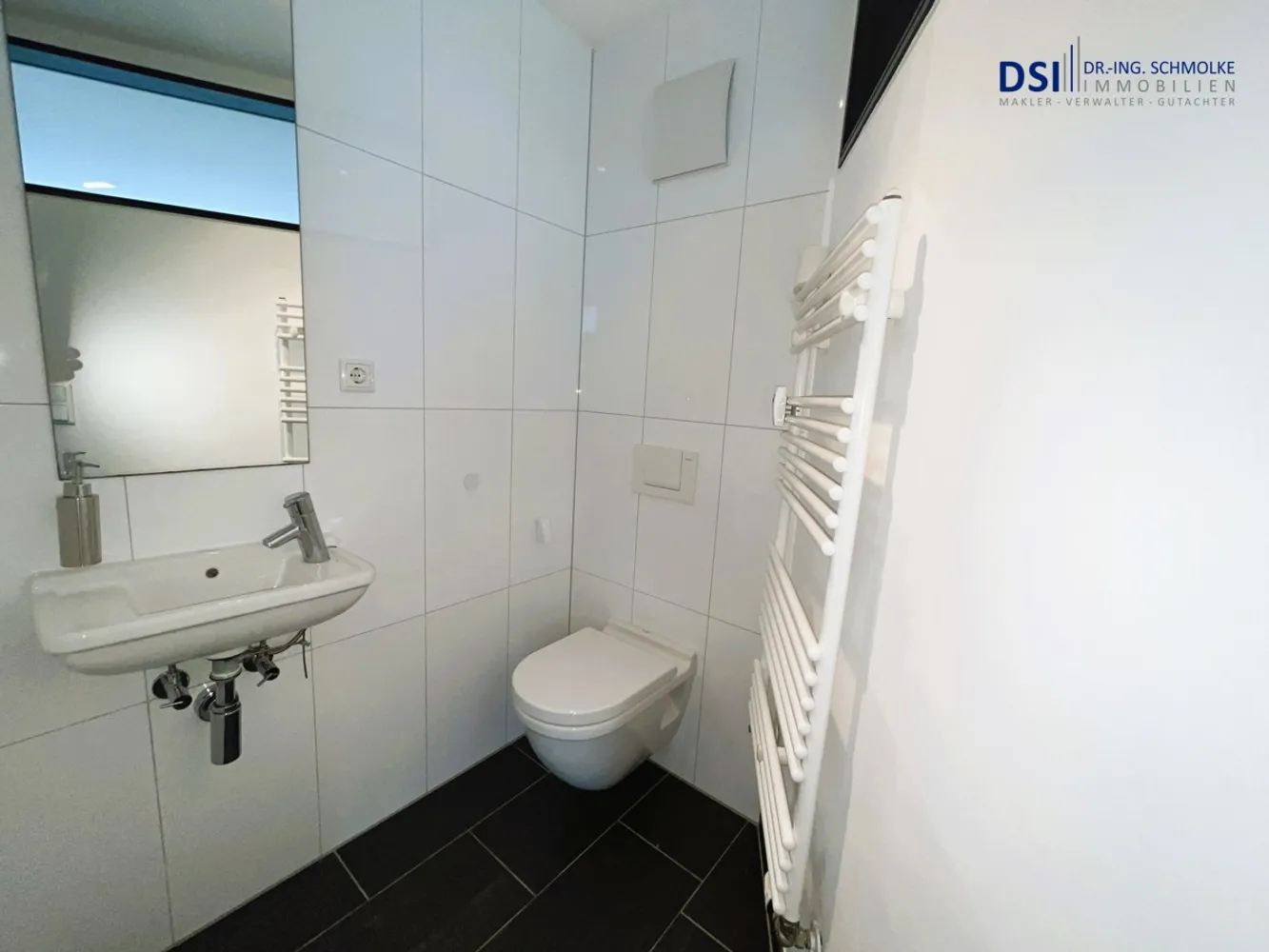 1 Zimmer Wohnung mit 117 m² in Köln – Bild 12