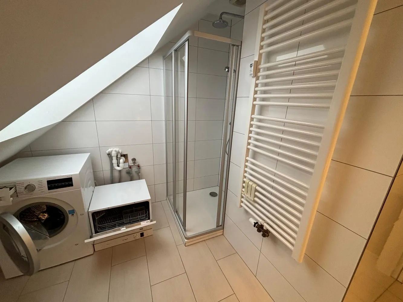 2 Zimmer Wohnung mit 53 m² in Köln – Bild 8