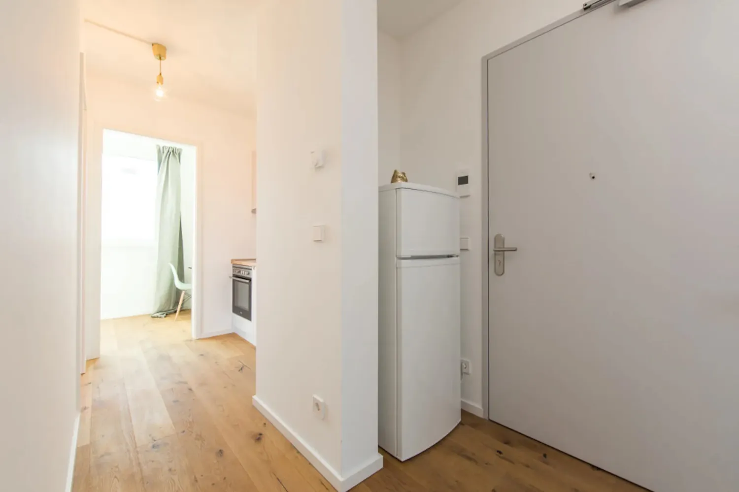 Shared room with 13 m² in Berlin – Photo 2
