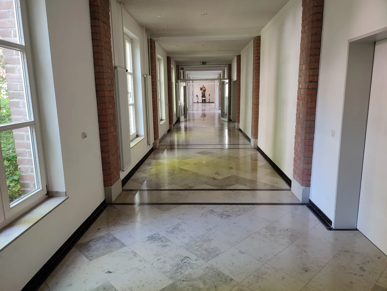 1 Zimmer Wohnung mit 32 m² in Aachen – Bild 6