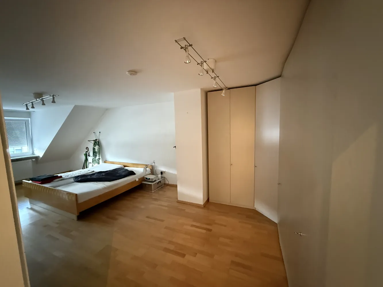 3 Zimmer Wohnung mit 90 m² in München – Bild 9