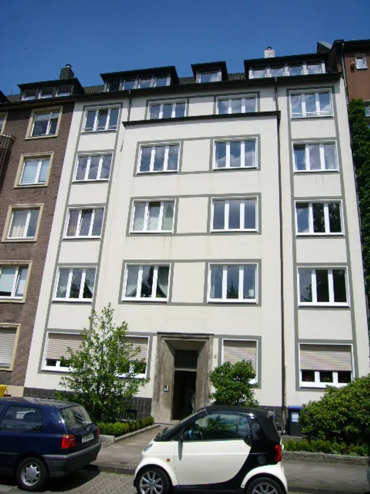 3 Zimmer Wohnung mit 95 m² in Düsseldorf – Bild 1