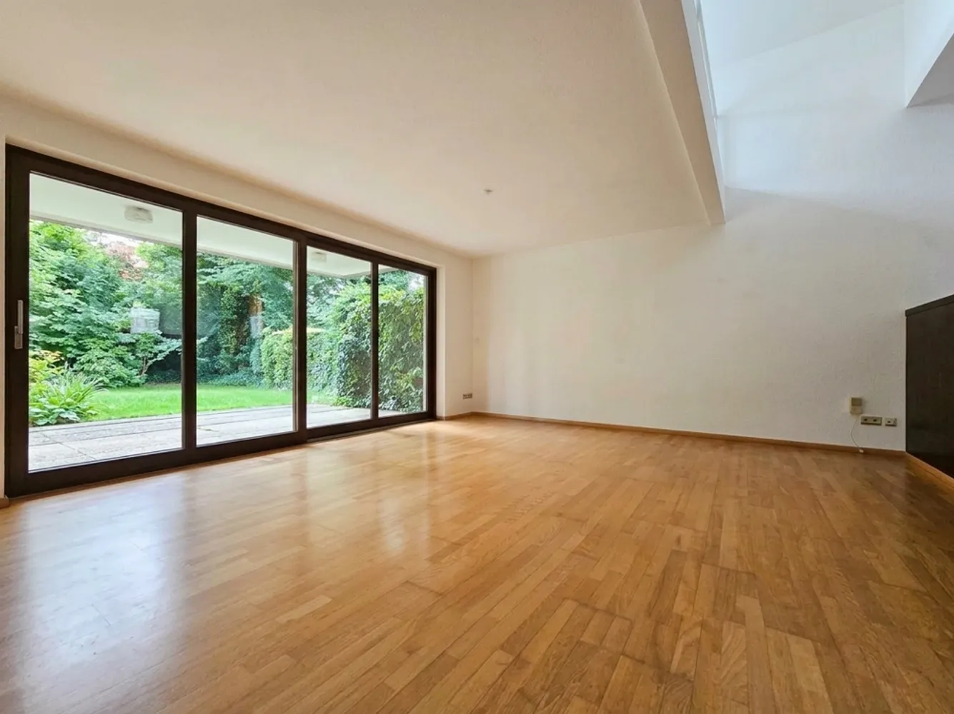 4 Zimmer Wohnung mit 160 m² in Hamburg – Bild 4