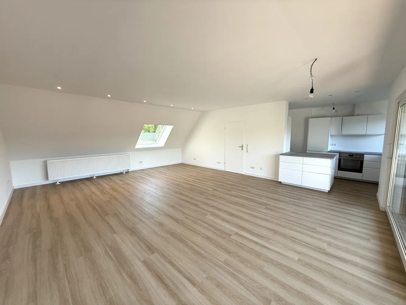 3 Zimmer Wohnung mit 93 m² in Oldenburg – Bild 1