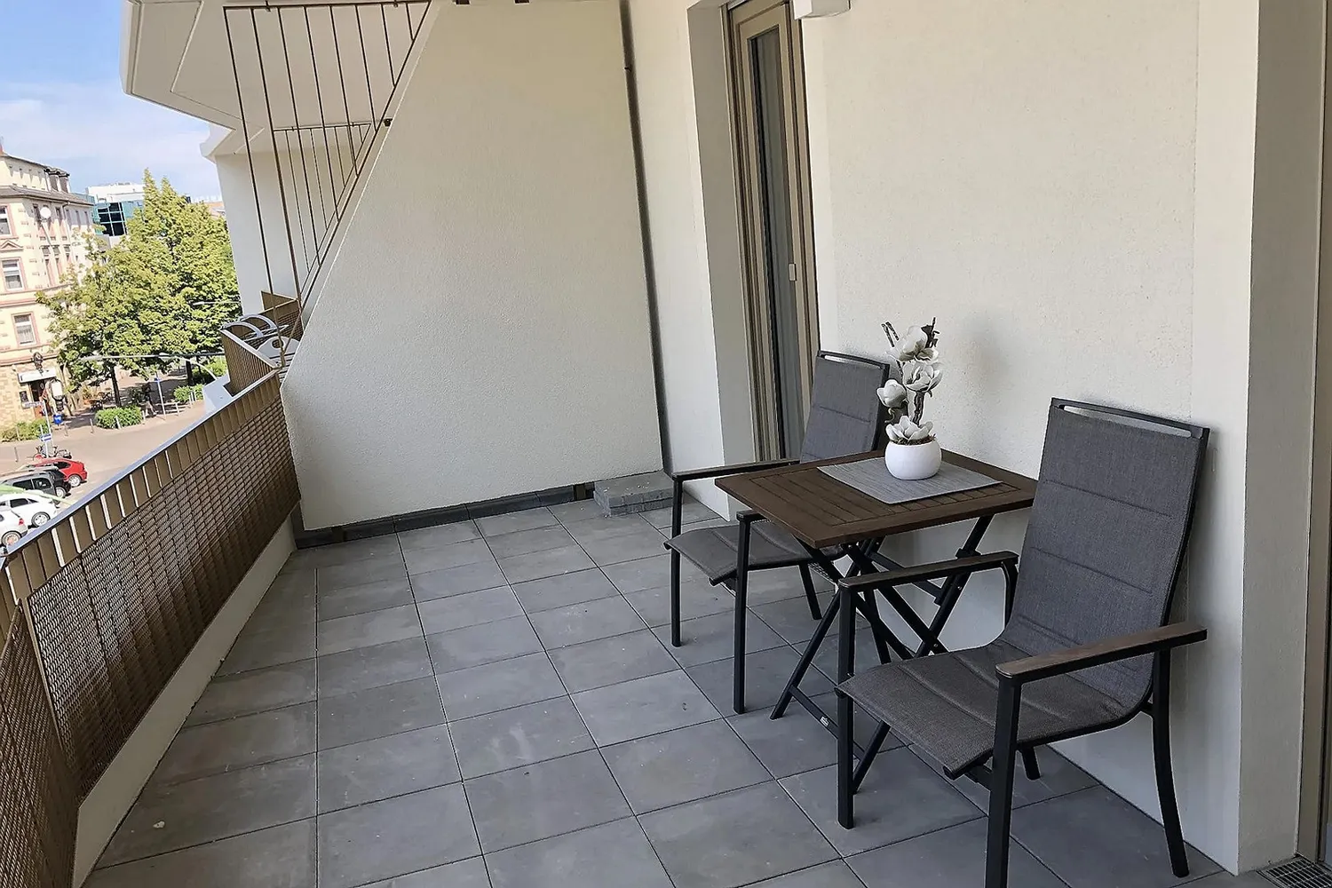 1 Zimmer Wohnung mit 44 m² in Frankfurt am Main – Bild 1