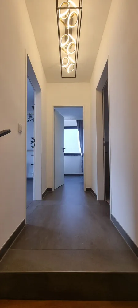 3 Zimmer Wohnung mit 86 m² in Düsseldorf – Bild 2