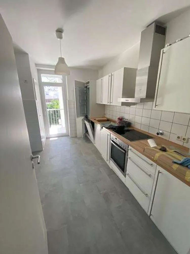3 Zimmer Wohnung mit 100 m² in Düsseldorf – Bild 5