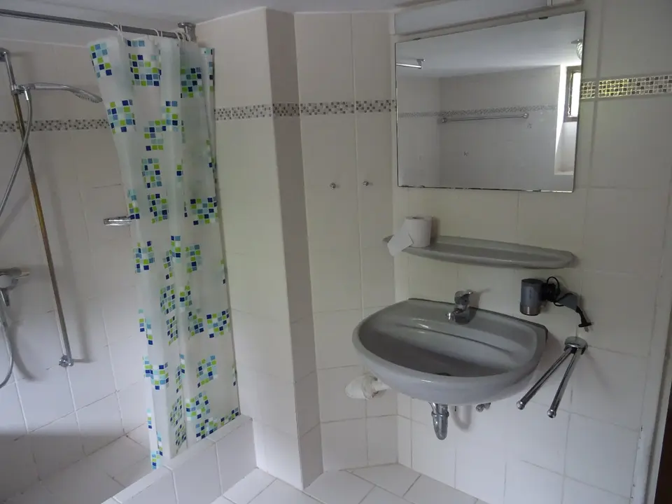 WG-Zimmer mit 110 m² in Falkensee – Bild 4