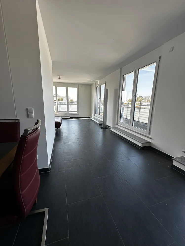 5 Zimmer Wohnung mit 153 m² in München – Bild 6