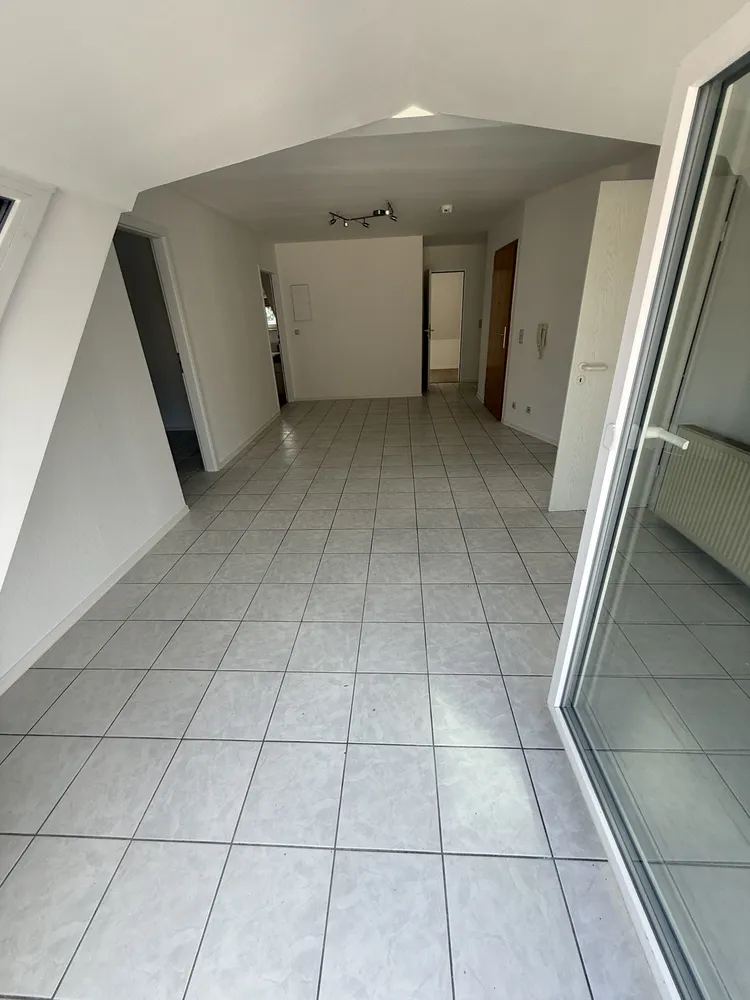 4 Zimmer Wohnung mit 81 m² in Frankfurt am Main – Bild 4