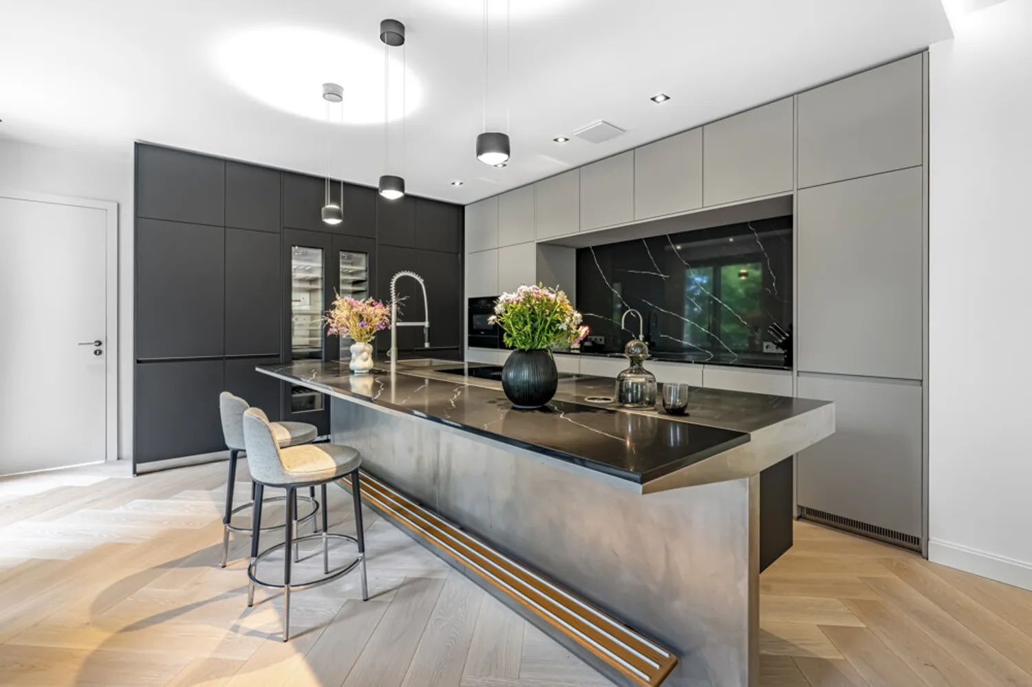 4 Zimmer Wohnung mit 232 m² in Düsseldorf – Bild 9