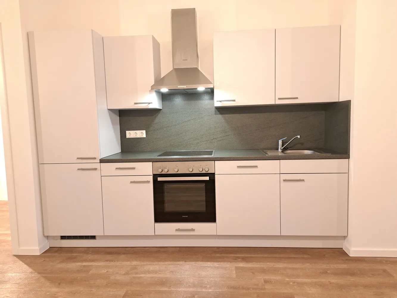 2 Zimmer Wohnung mit 58 m² in Lübeck – Bild 4
