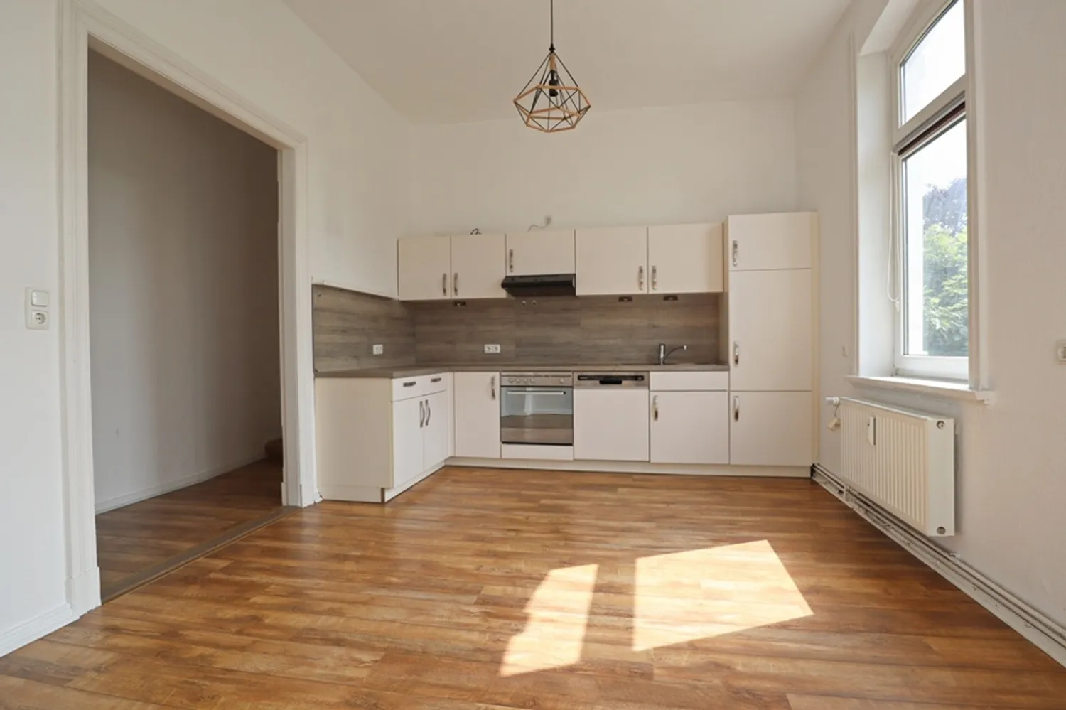 2 Zimmer Wohnung mit 75 m² in Heide – Bild 3