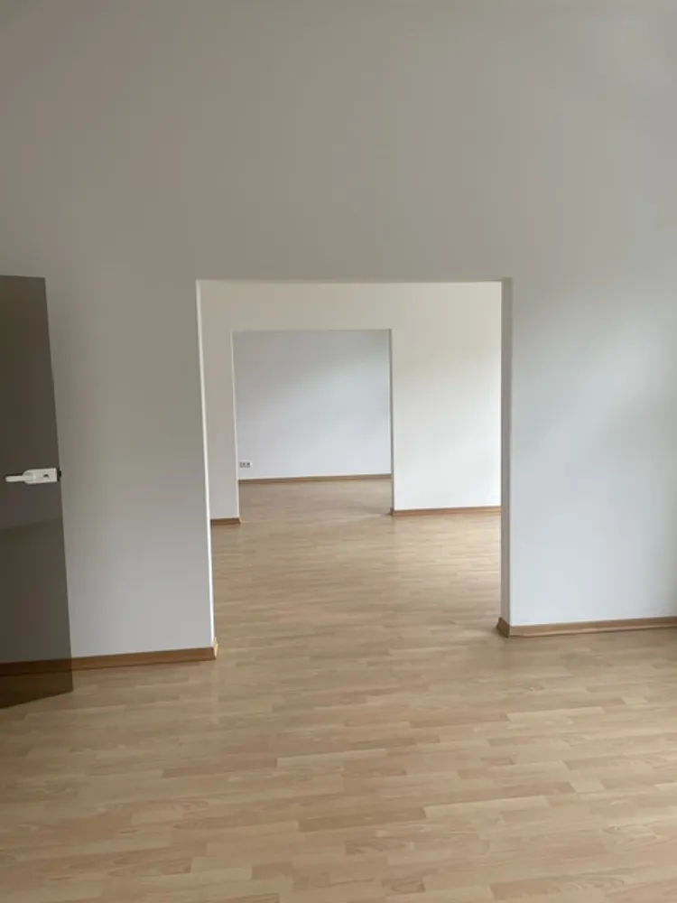 4 Zimmer Wohnung mit 94 m² in Wiesbaden – Bild 10