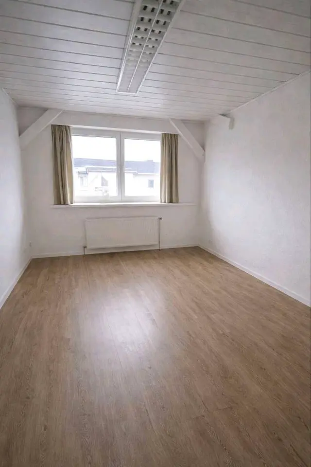 2 Zimmer Wohnung mit 26 m² in Neubrandenburg – Bild 10