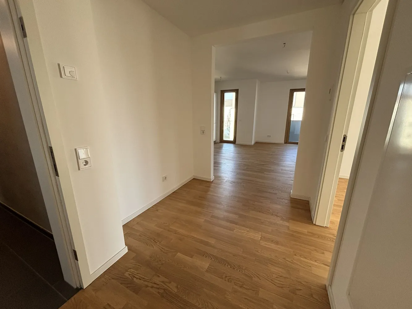 4 Zimmer Wohnung mit 99 m² in Wiesbaden – Bild 4