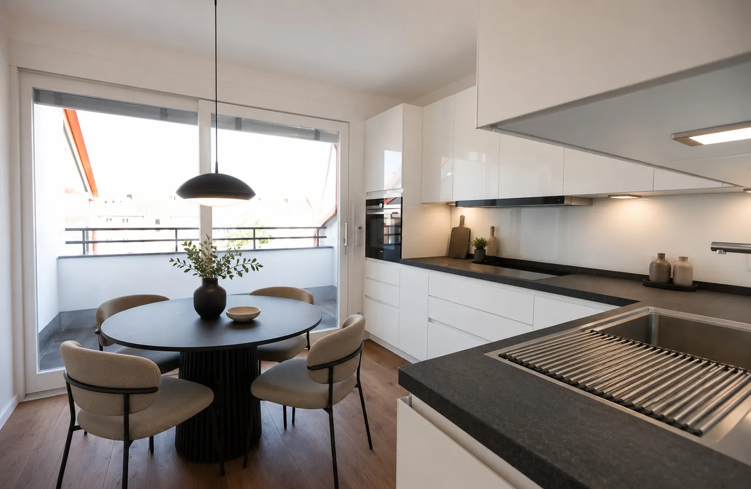 3 Zimmer Wohnung mit 99 m² in München – Bild 5