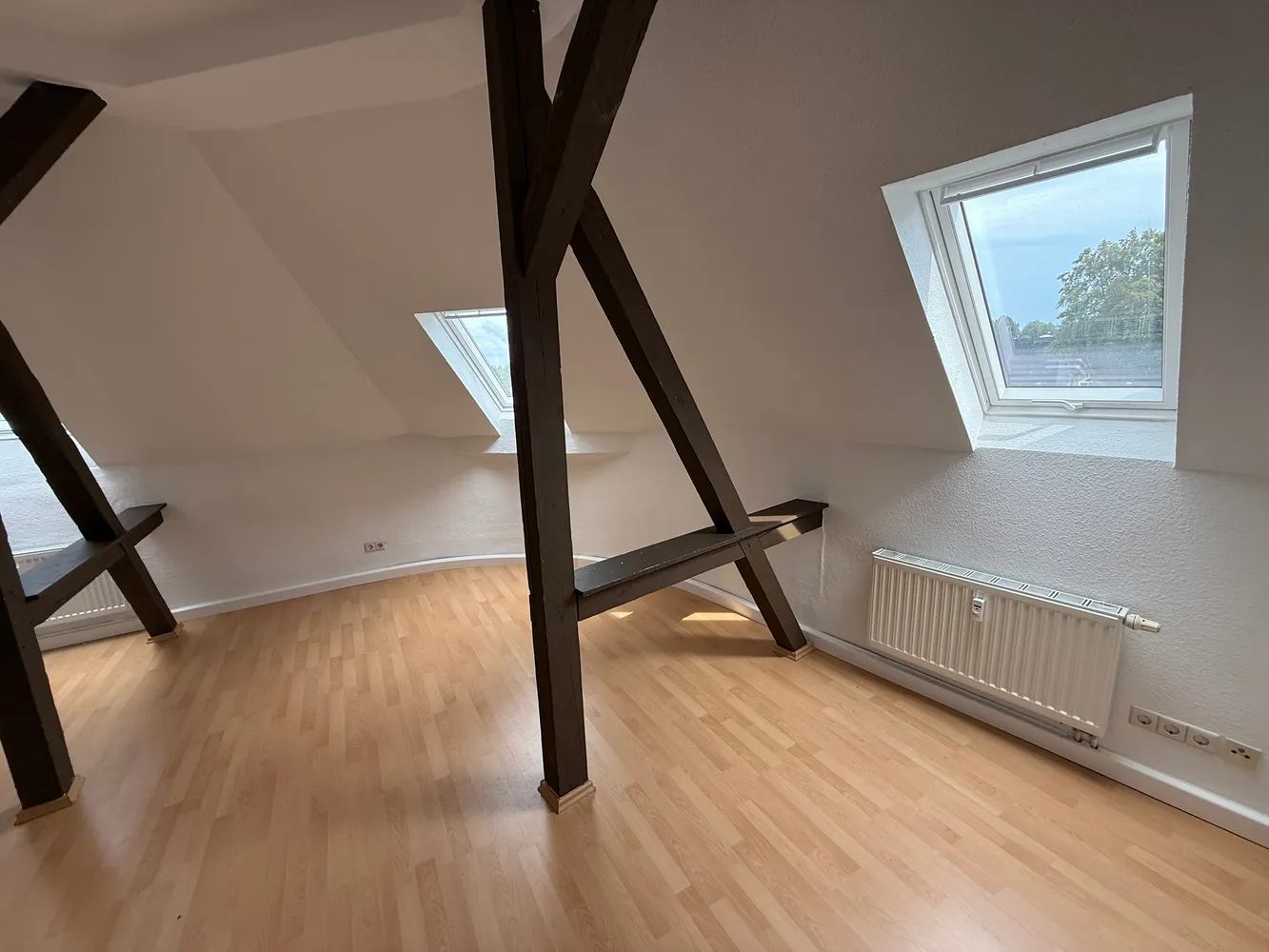 7 Zimmer Wohnung mit 130 m² in Chemnitz – Bild 3