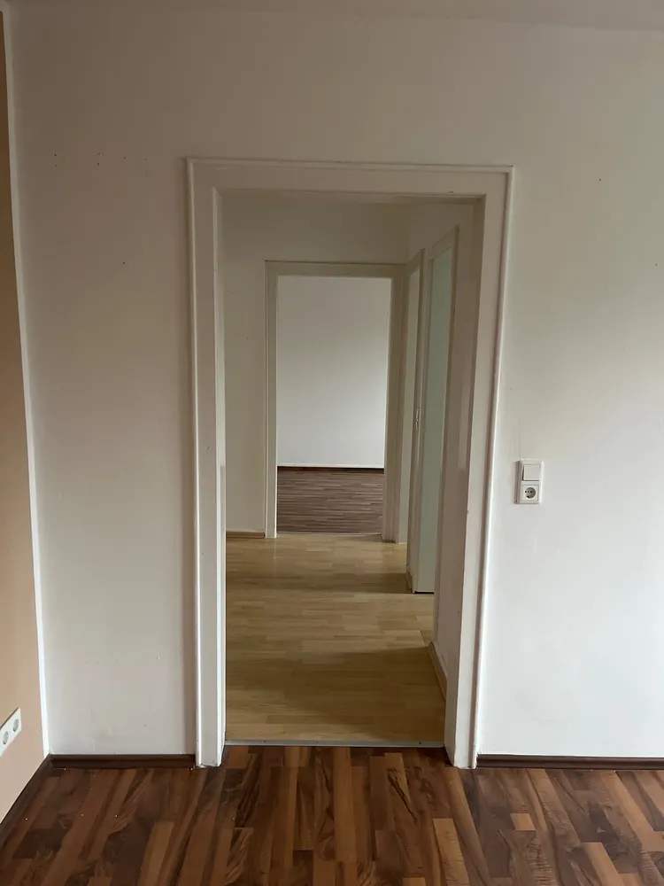 3 Zimmer Wohnung mit 74 m² in Wuppertal – Bild 2