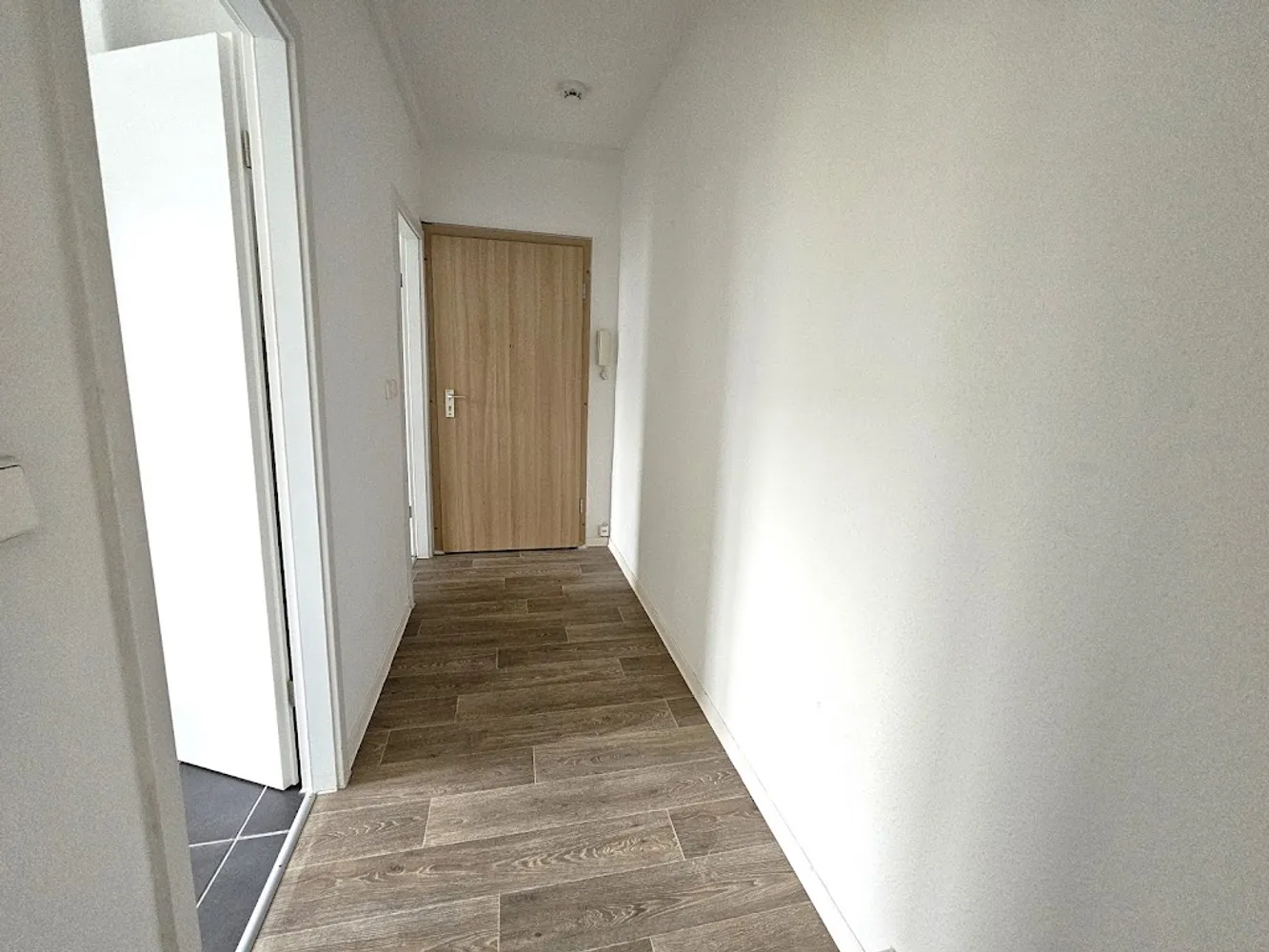 2 Zimmer Wohnung mit 51 m² in Halle (Saale) – Bild 5