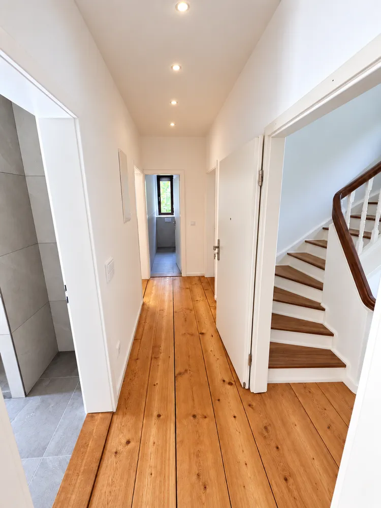 5 Zimmer Wohnung mit 145 m² in München – Bild 1