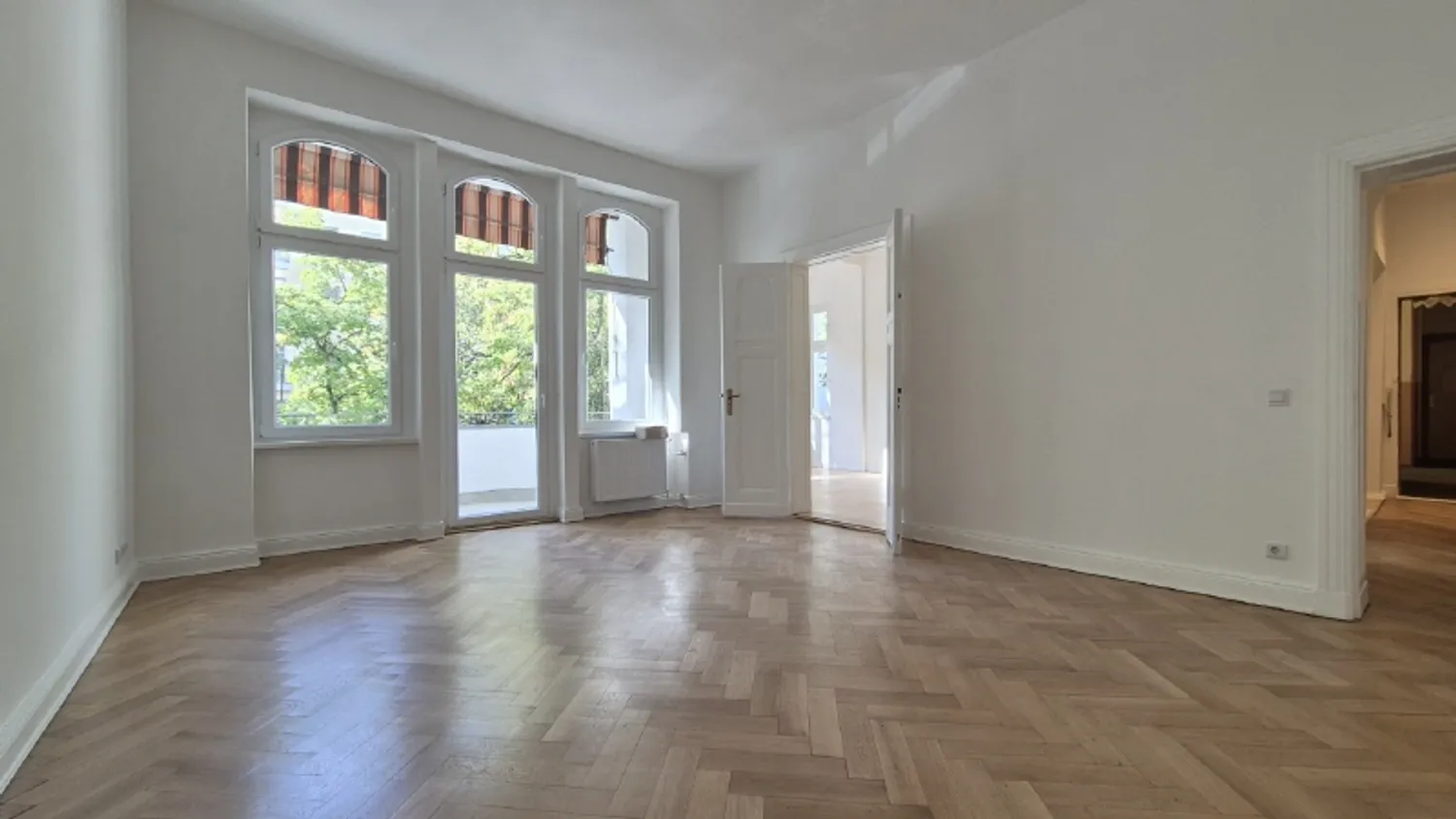 2 Zimmer Wohnung mit 84 m² in Berlin – Bild 3