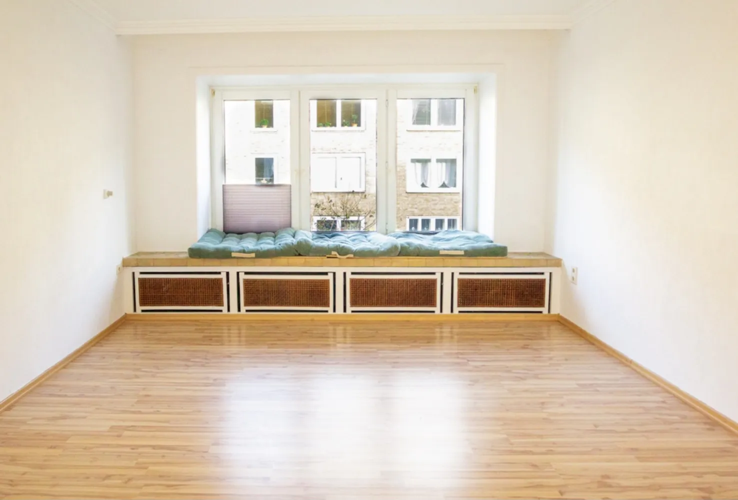 4 Zimmer Wohnung mit 129 m² in Hannover – Bild 2