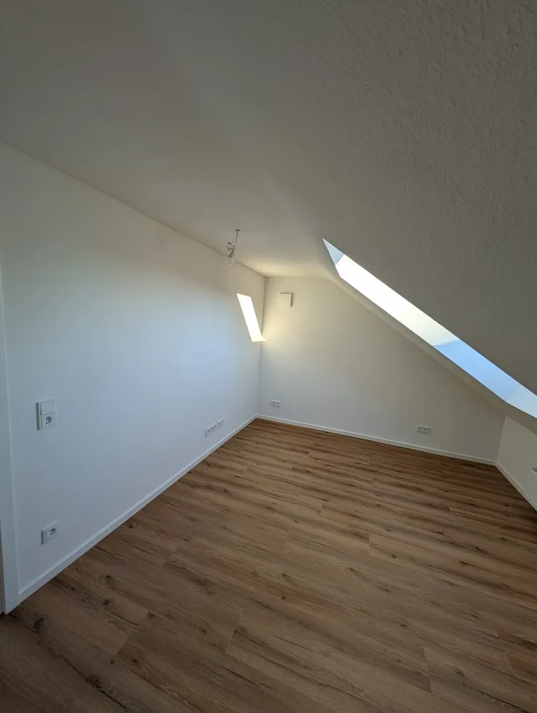 4 Zimmer Wohnung mit 69 m² in Karlsruhe – Bild 3