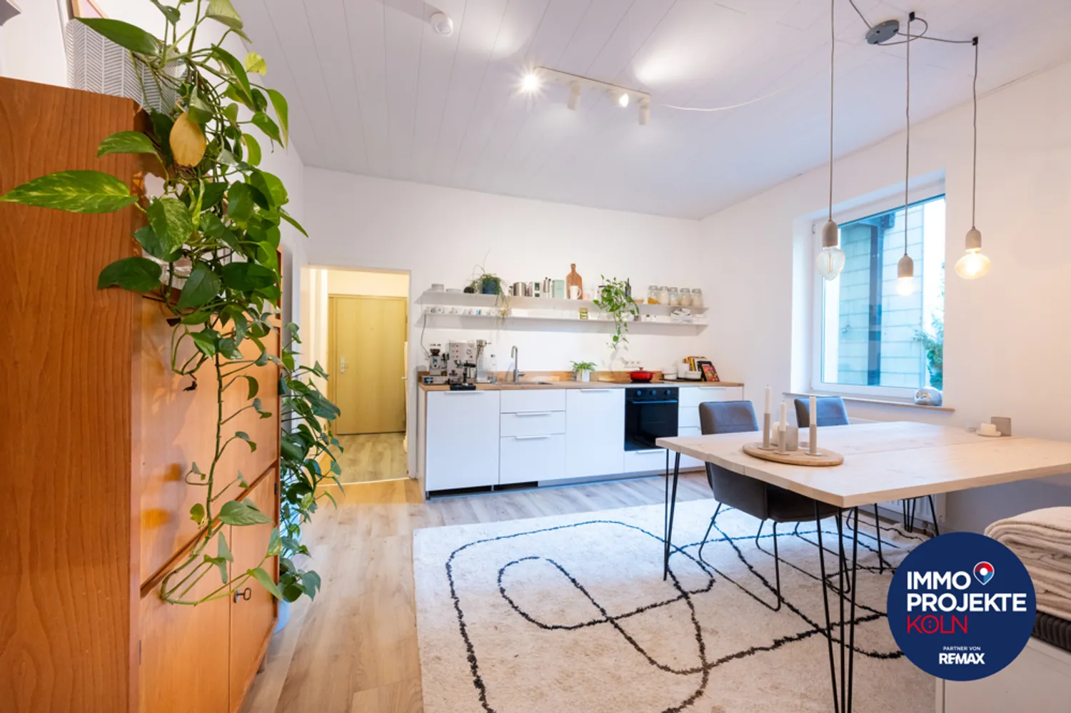 2 Zimmer Wohnung mit 42 m² in Köln – Bild 4