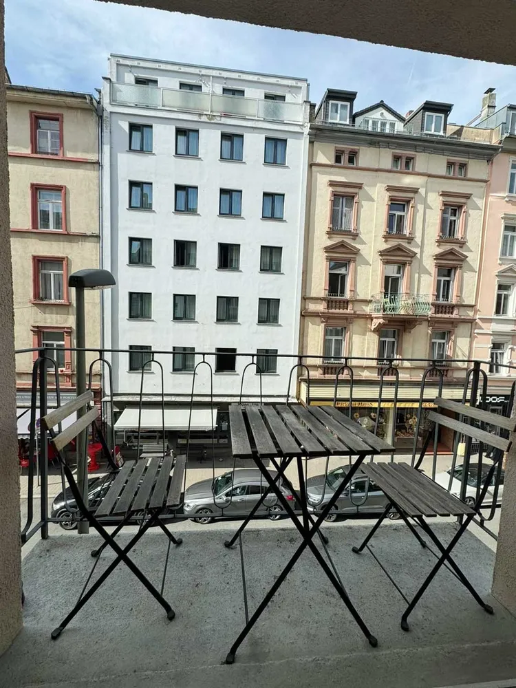 1 Zimmer Wohnung mit 39 m² in Frankfurt am Main – Bild 2