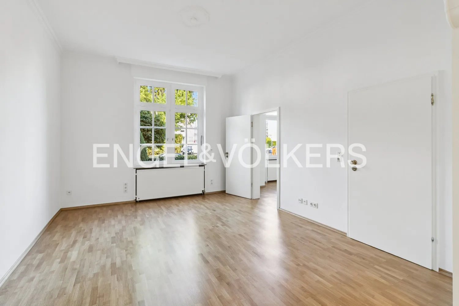 9 Zimmer Haus mit 236 m² in Frankfurt am Main – Bild 4