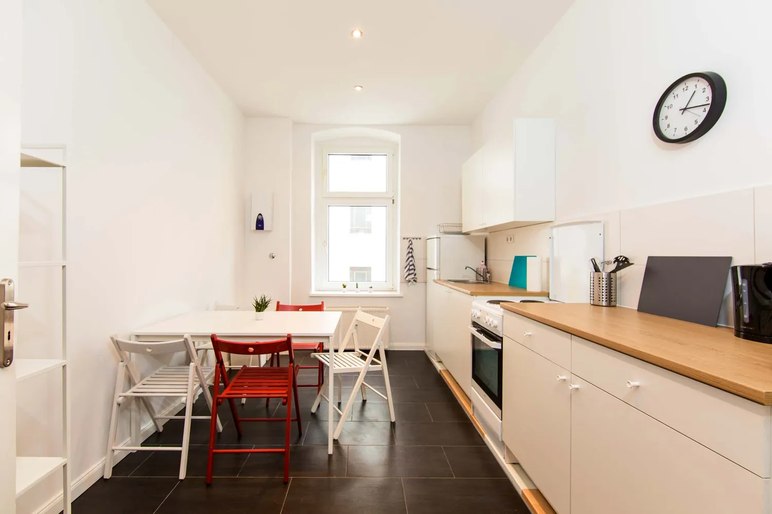 Shared room with 11 m² in Berlin – Photo 7