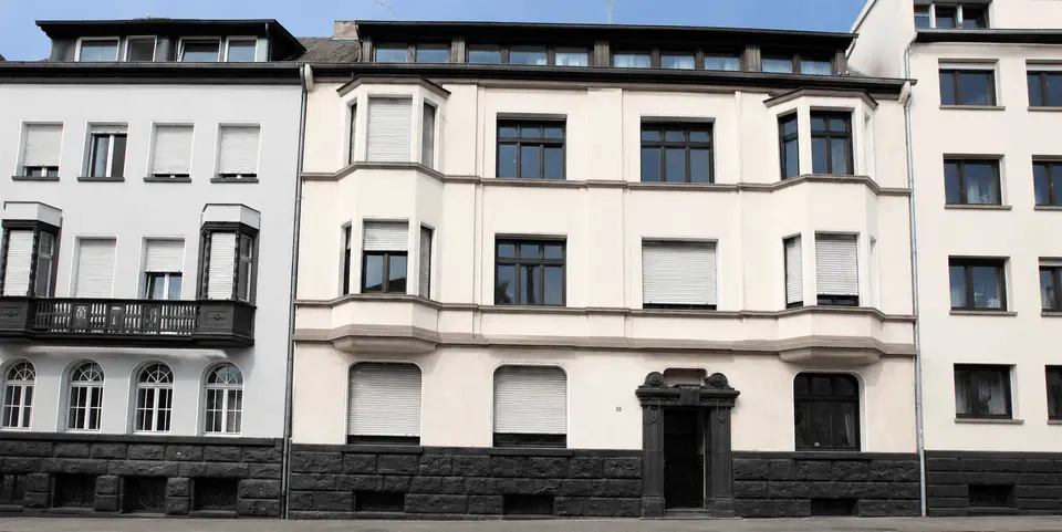 2 Zimmer Wohnung mit 90 m² in Saarbrücken – Bild 2