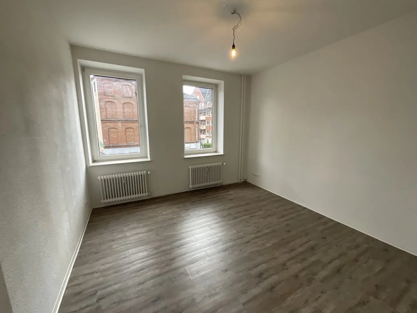 6 Zimmer Wohnung mit 165 m² in Kiel – Bild 3