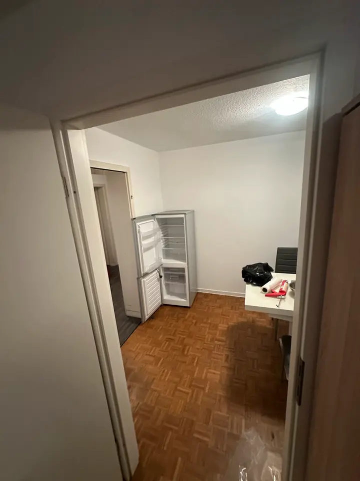 Shared room with 98 m² in Stuttgart – Photo 4