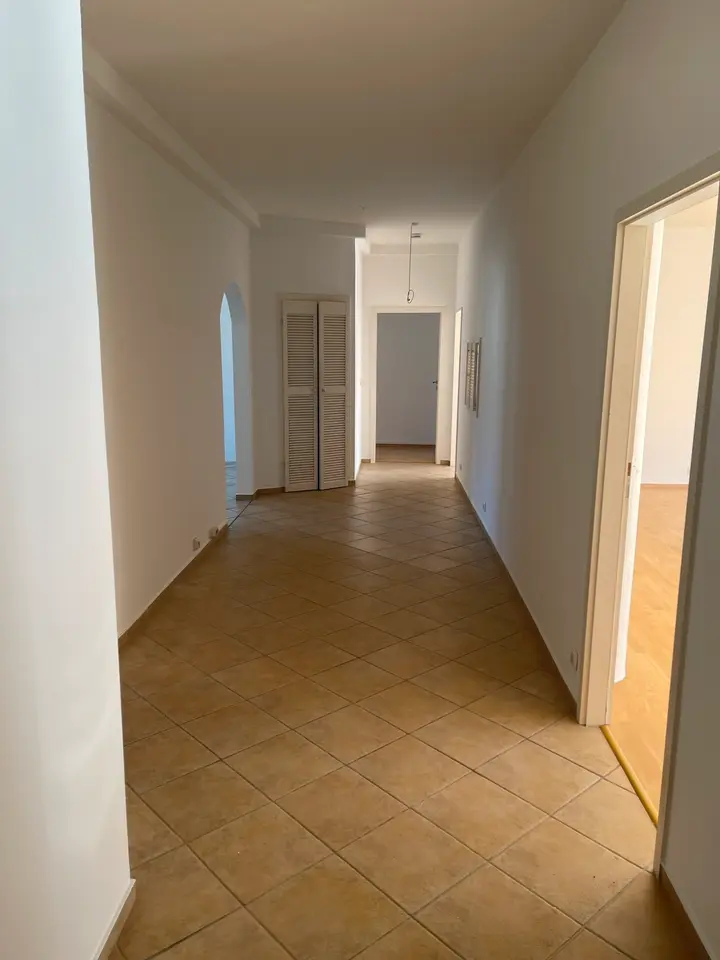 5 Zimmer Wohnung mit 155 m² in Hannover – Bild 4